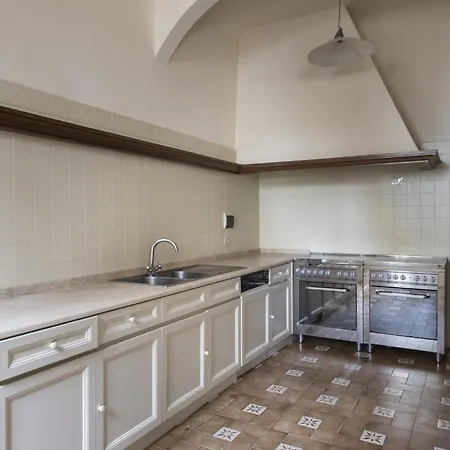 Vecchietto Sleeps 18 Villa Figline Valdarno